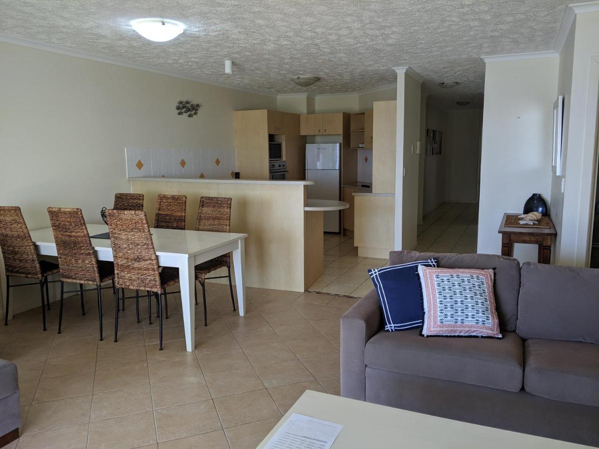 Moorings Beach Resort Caloundra Esterno foto