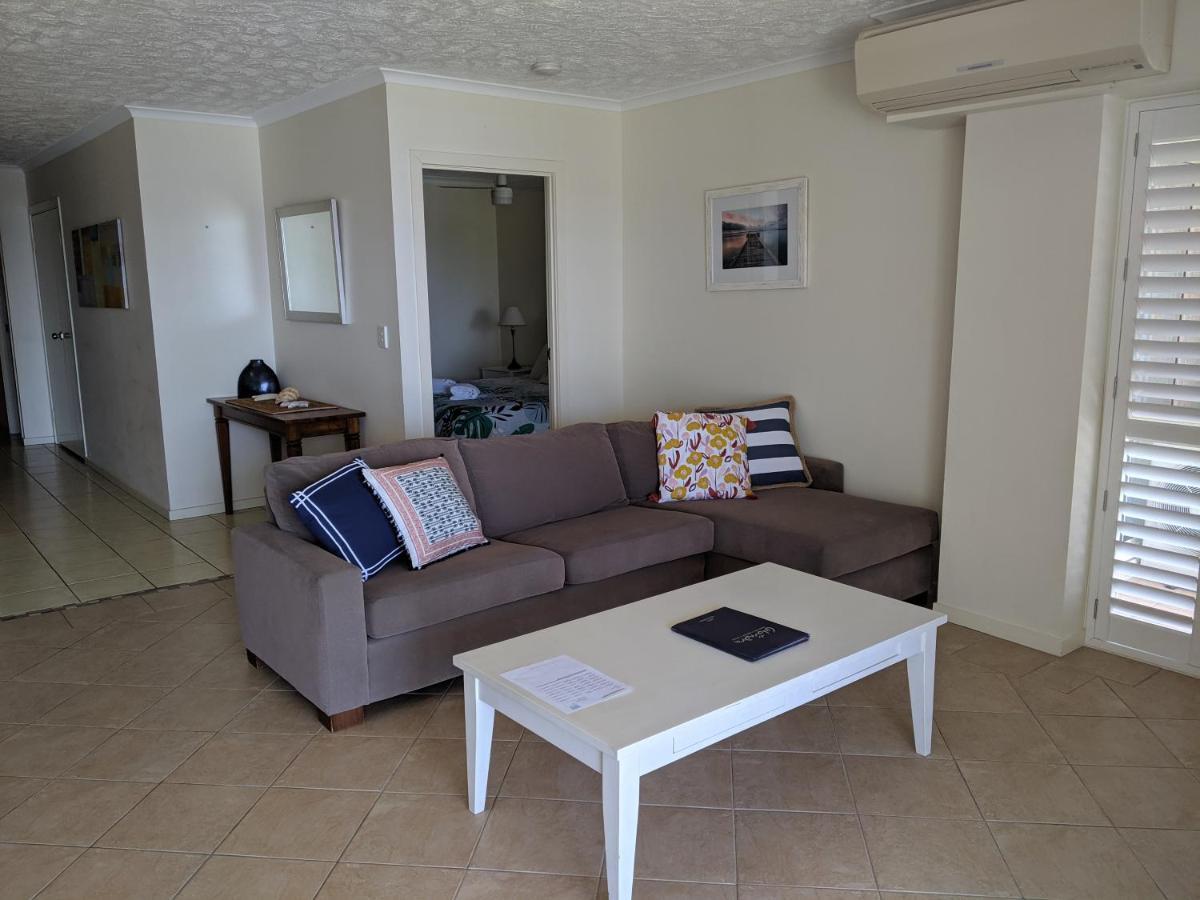 Moorings Beach Resort Caloundra Esterno foto