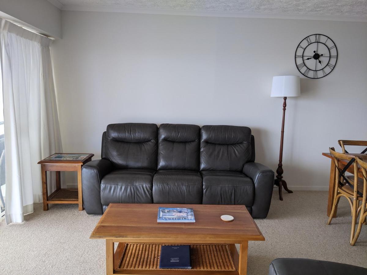 Moorings Beach Resort Caloundra Esterno foto