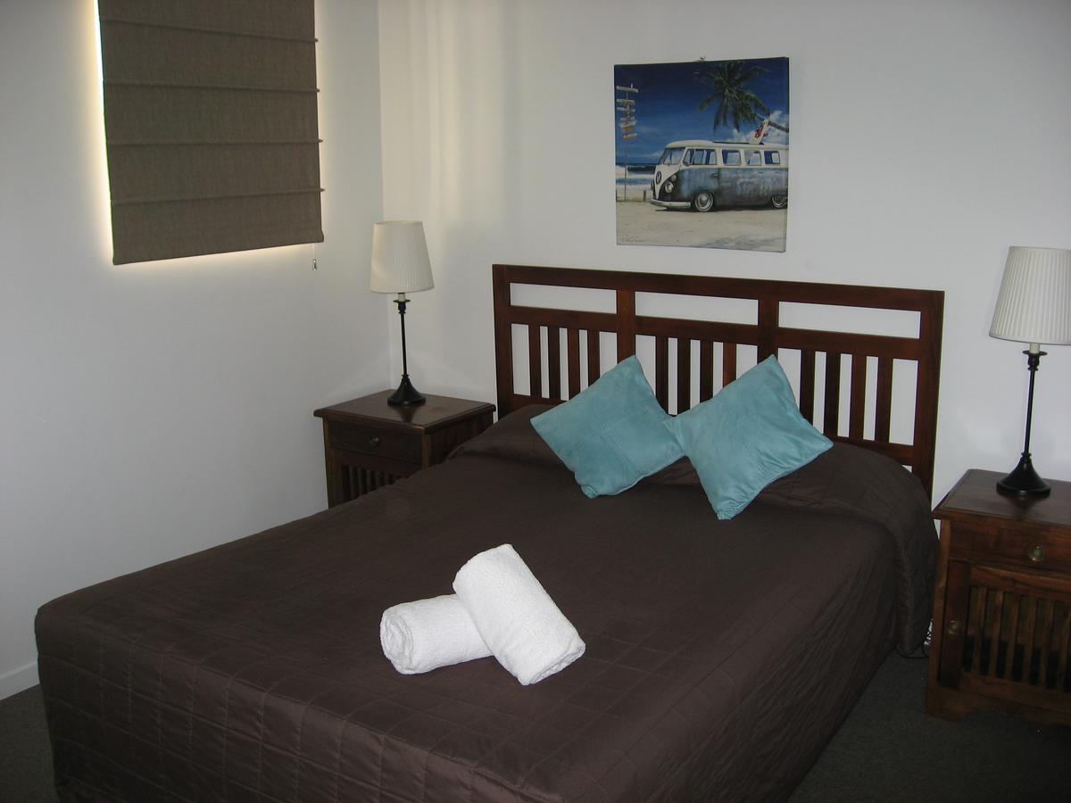 Moorings Beach Resort Caloundra Esterno foto