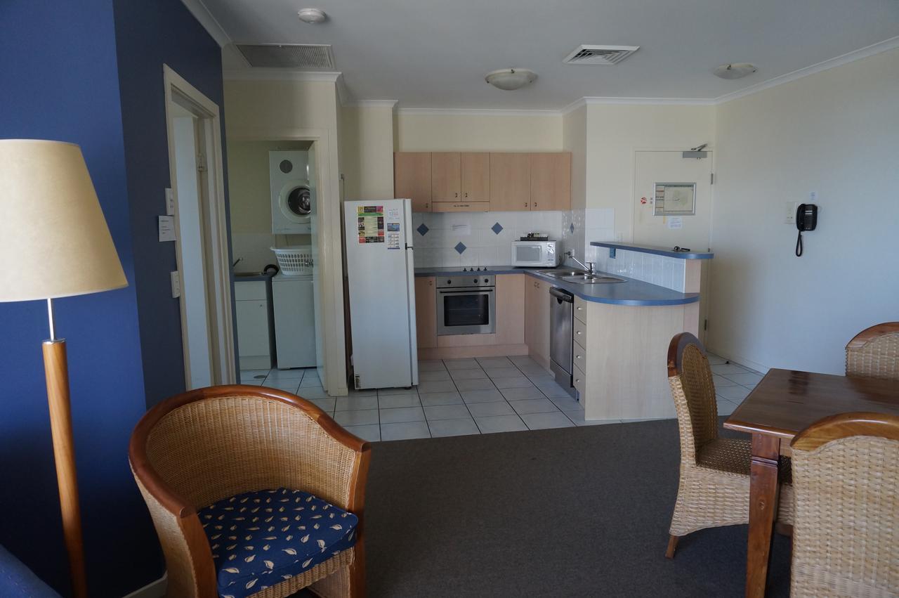 Moorings Beach Resort Caloundra Esterno foto